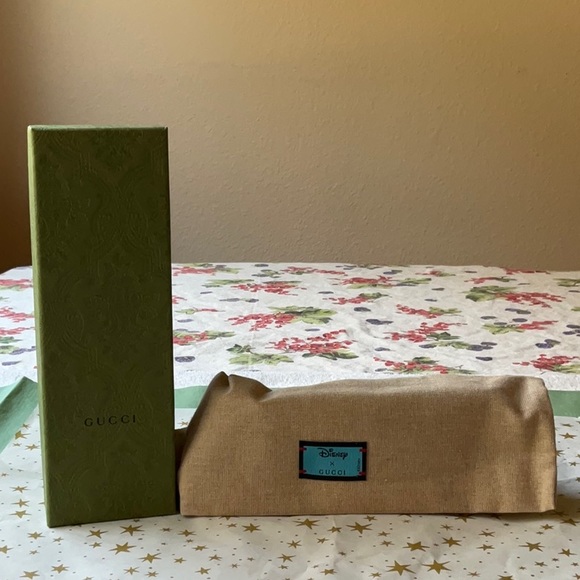 🎀🛍🎀  GUCCI X DISNEY DAISY DUCK PENCIL CASE 🎀🛍🎀 NWT 🎀🛍🎀 - Picture 16 of 16